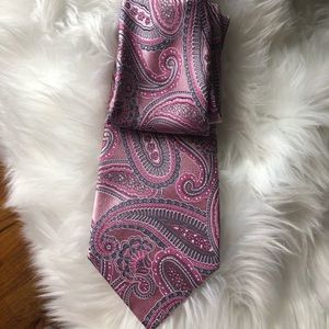 Geoffrey Beene Pink & Gray Silk Tie, Paisley Print